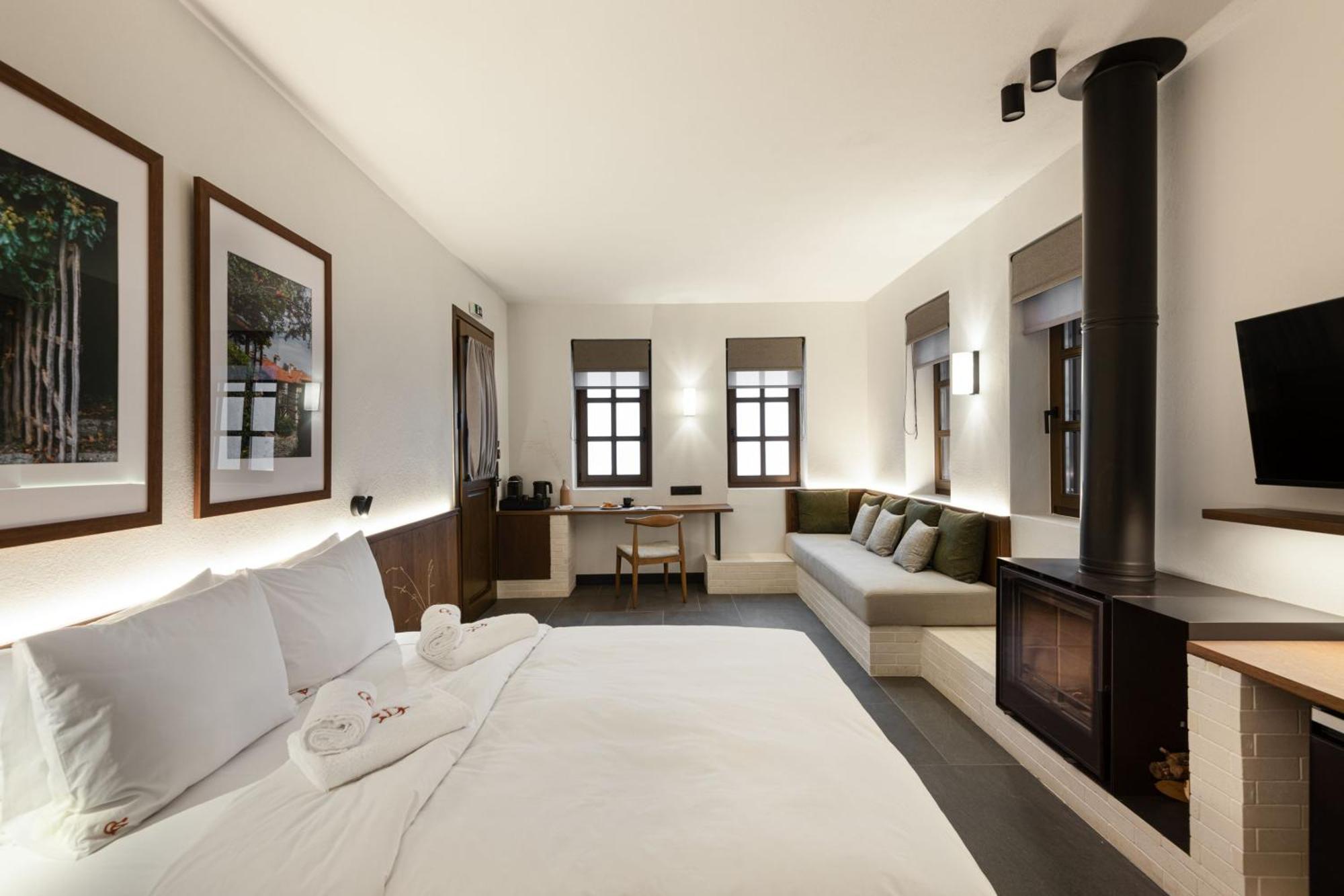 Unedo All Seasons Boutique Hotel Palaios Panteleimonas Exterior foto